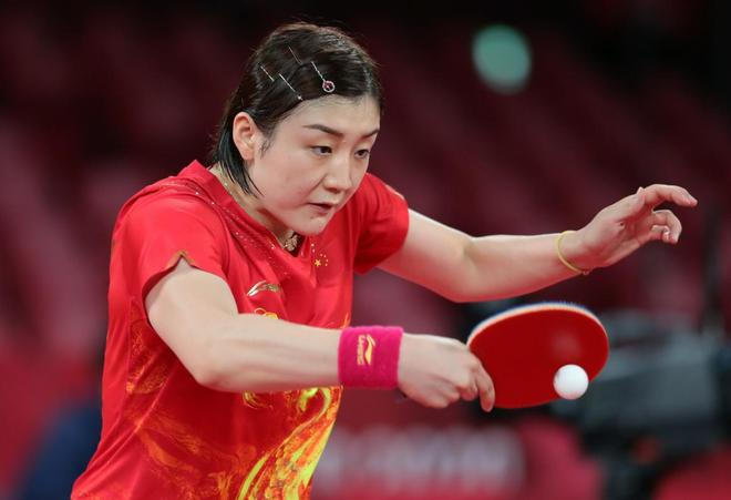 中场球员不 中场球员不