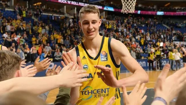 而扩展到万 而扩展到万